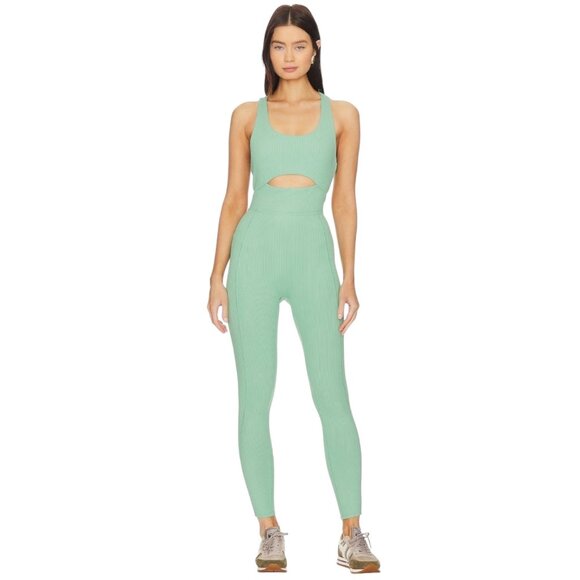 New Gigi C Krizia Sage Green Micro Rib Cutout Tied Jumpsuit Catsuit M - Picture 3 of 6